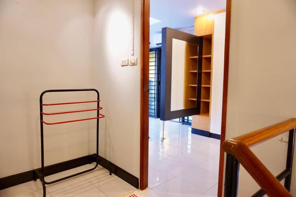 Villa พี่ดา เฮ้าส์ à Hat Yai Extérieur photo